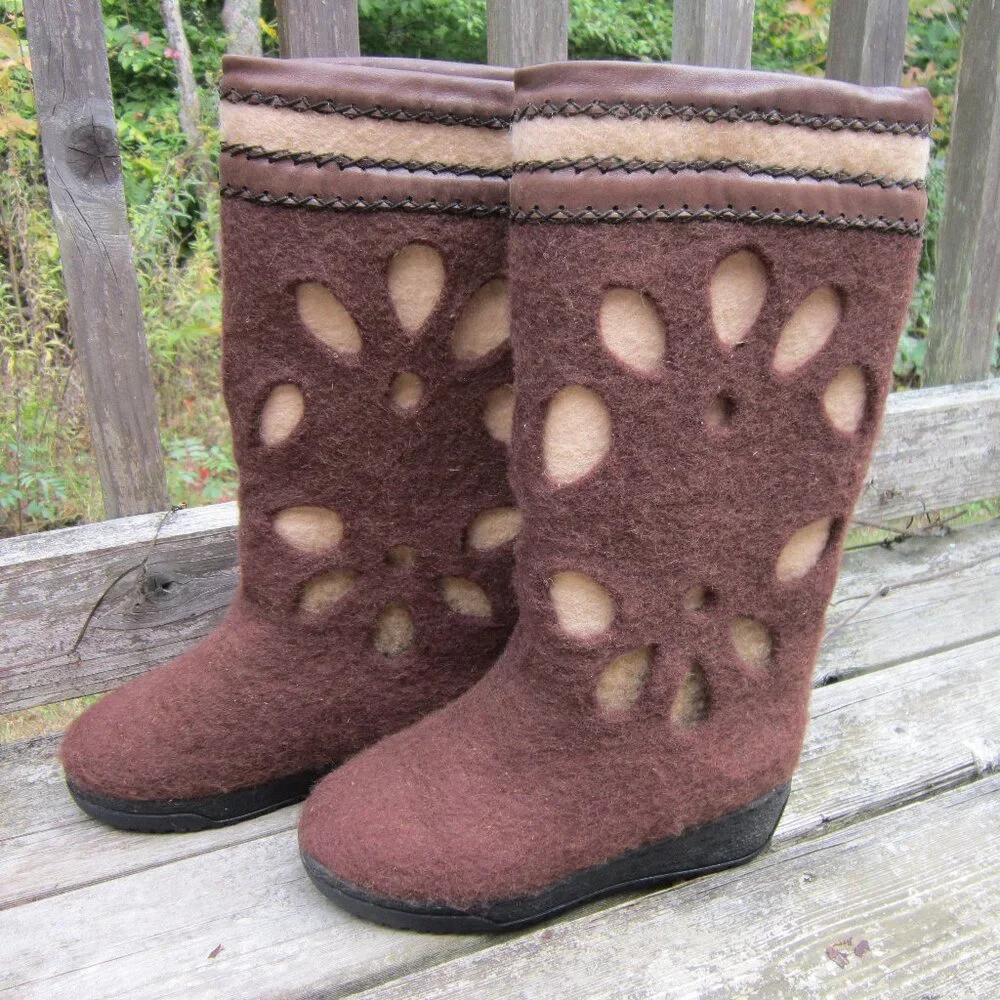Women's Handmade Wool Boots Size 6.5/ 37 EU Latex-Free Brown Warm Boots Flower
